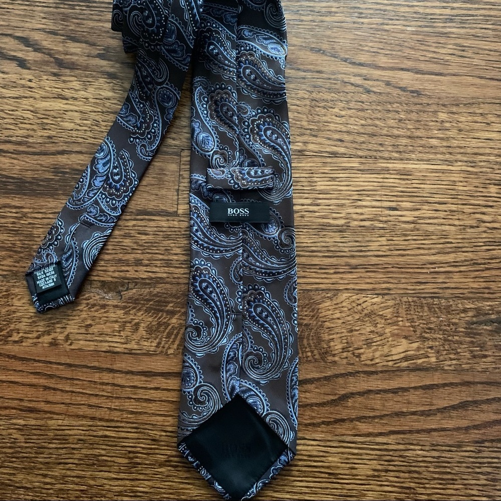 Hugo boss silk tie - Picture 3 of 6